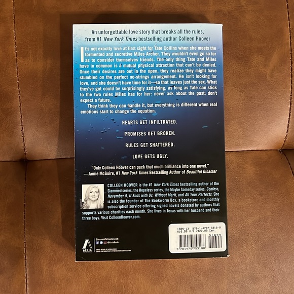 Colleen Hoover Ugly Love Paperback Book - Picture 2 of 3